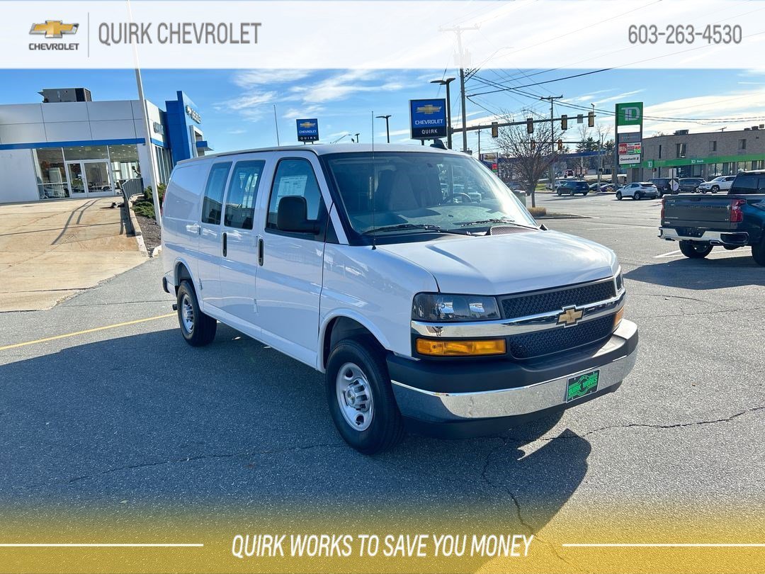 2025 Chevrolet Express Cargo