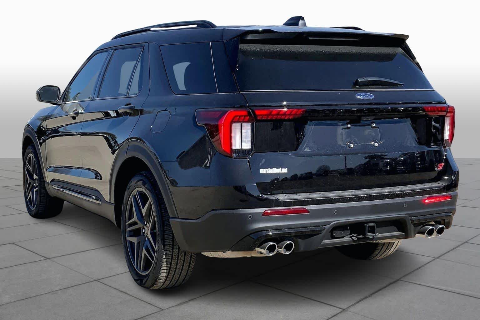 2026 Ford Explorer ST - Photo 9