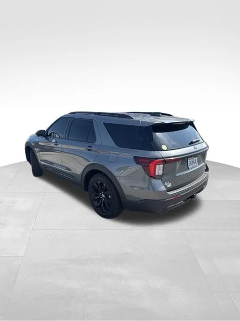 Used 2026 Gray Ford ST-Line image 5
