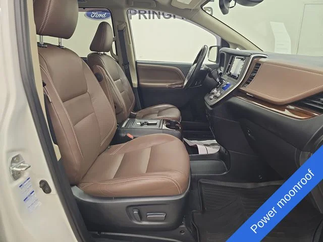 Used 2020 Blizzard Pearl Toyota Limited Premium image 9