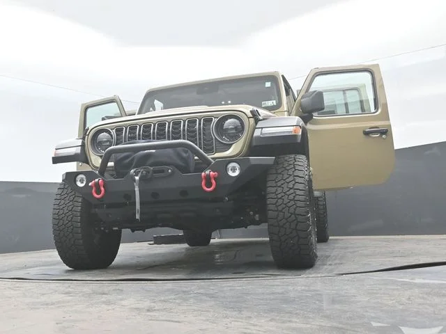 Certified Used 2025 41 Jeep Rubicon image 31