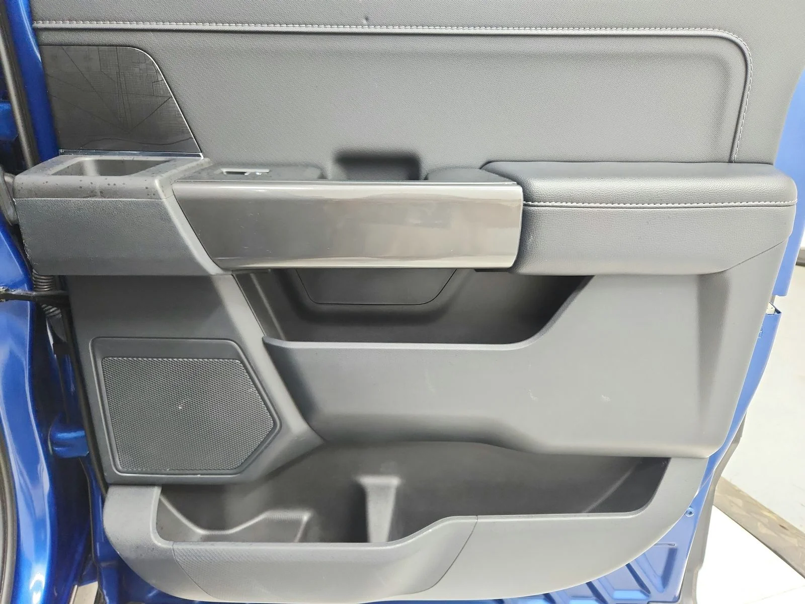 Used 2023 Blue Ford XLT image 42