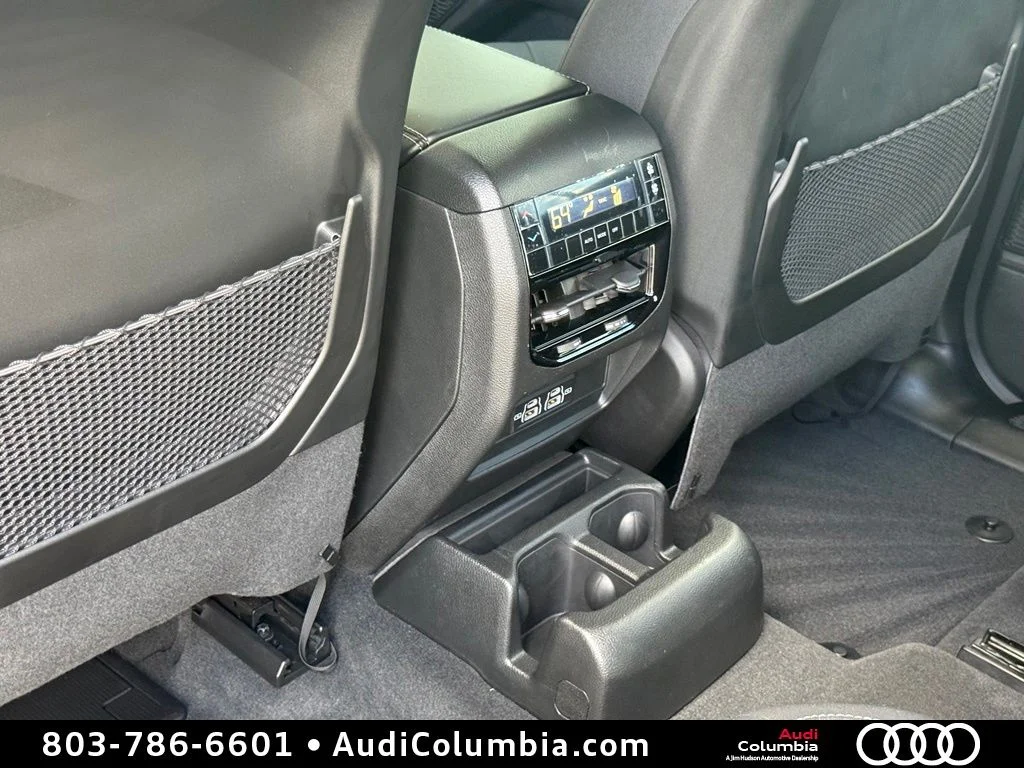 Used 2025 Black Jeep Laredo image 25