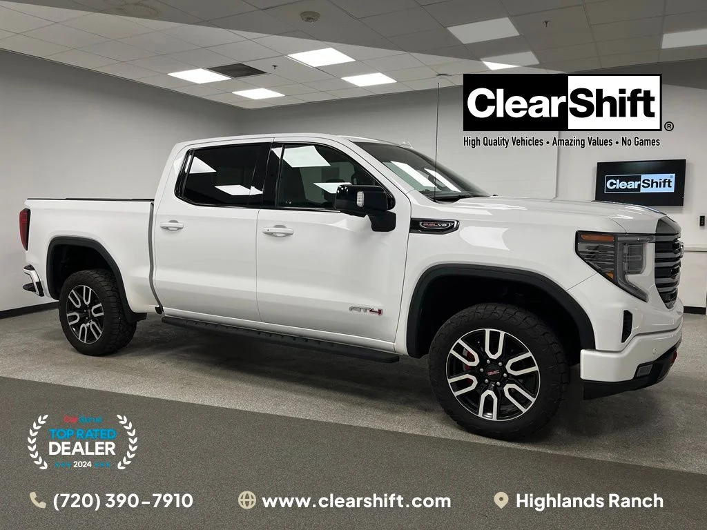 Used 2022 White GMC AT4 image 1