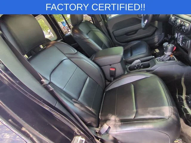 Used 2022 Black Jeep Unlimited Sahara Altitude image 32