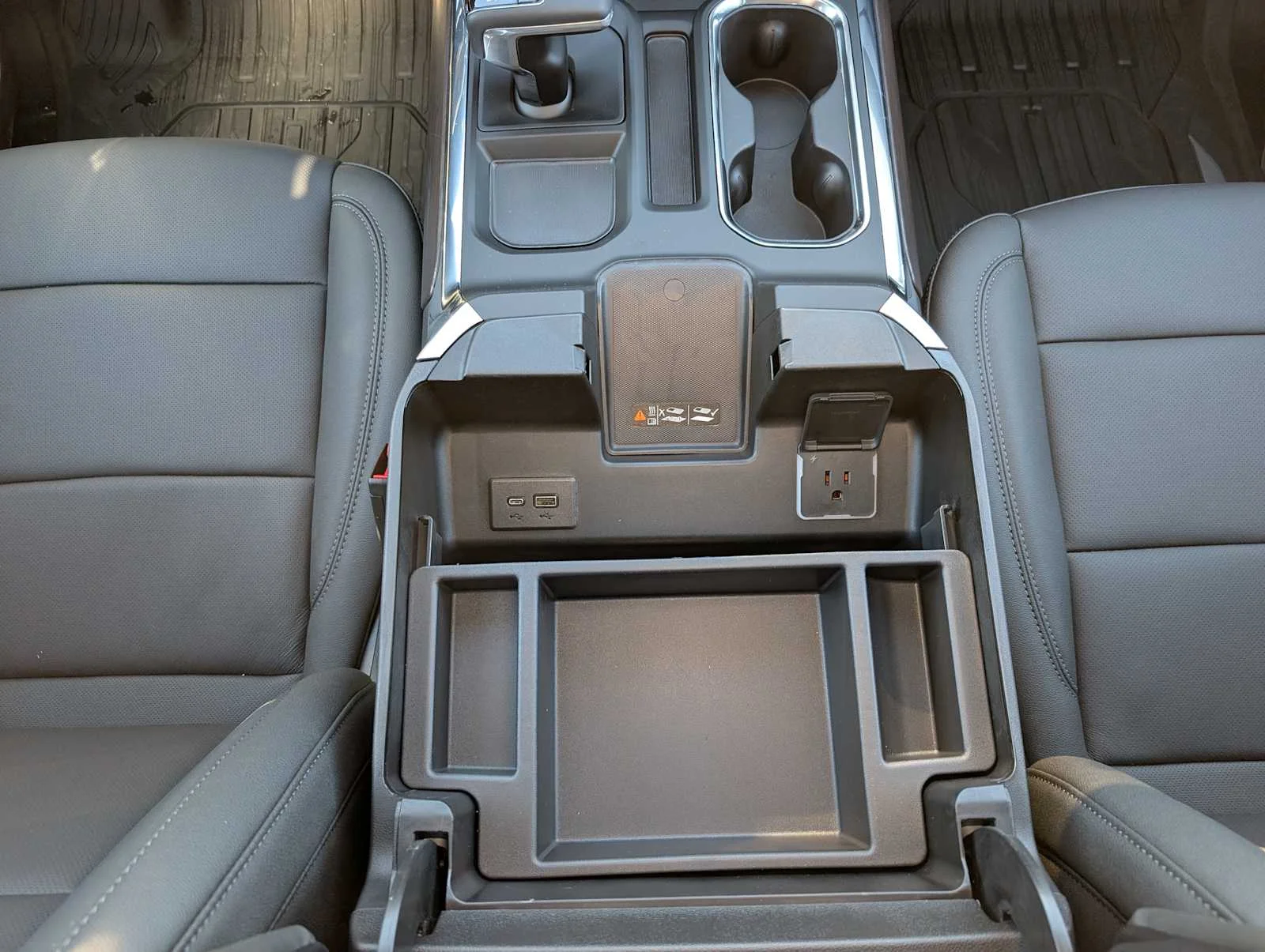 New 2026 Summit White GMC SLT image 15