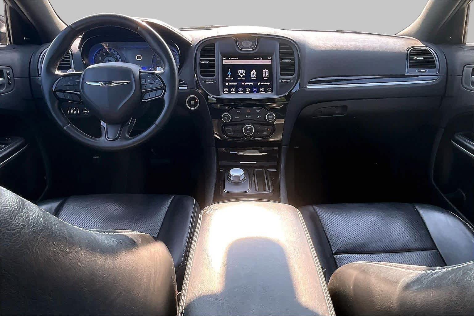 Used 2019 Ceramic Grey Clearcoat Chrysler 300S image 14