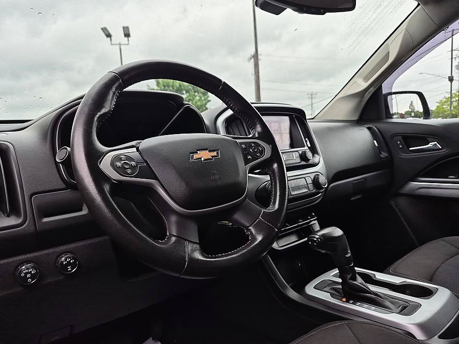 Certified Used 2016 BLACK Chevrolet 4WD LT image 29