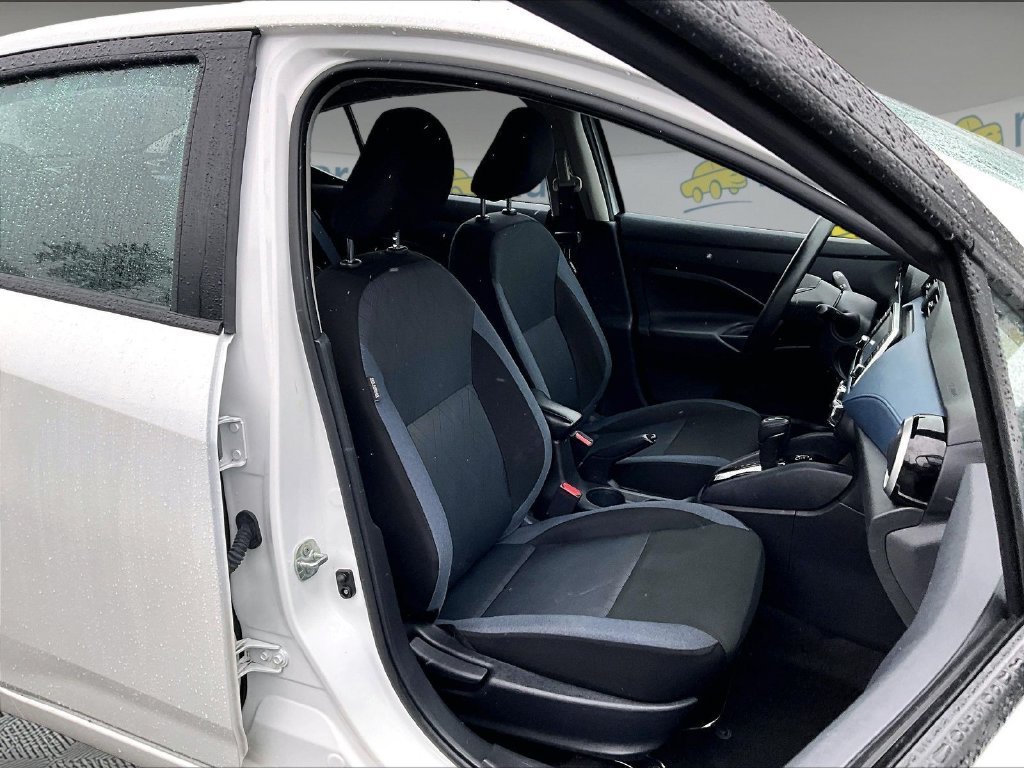 Used 2025 White Nissan 1.6 SV image 11