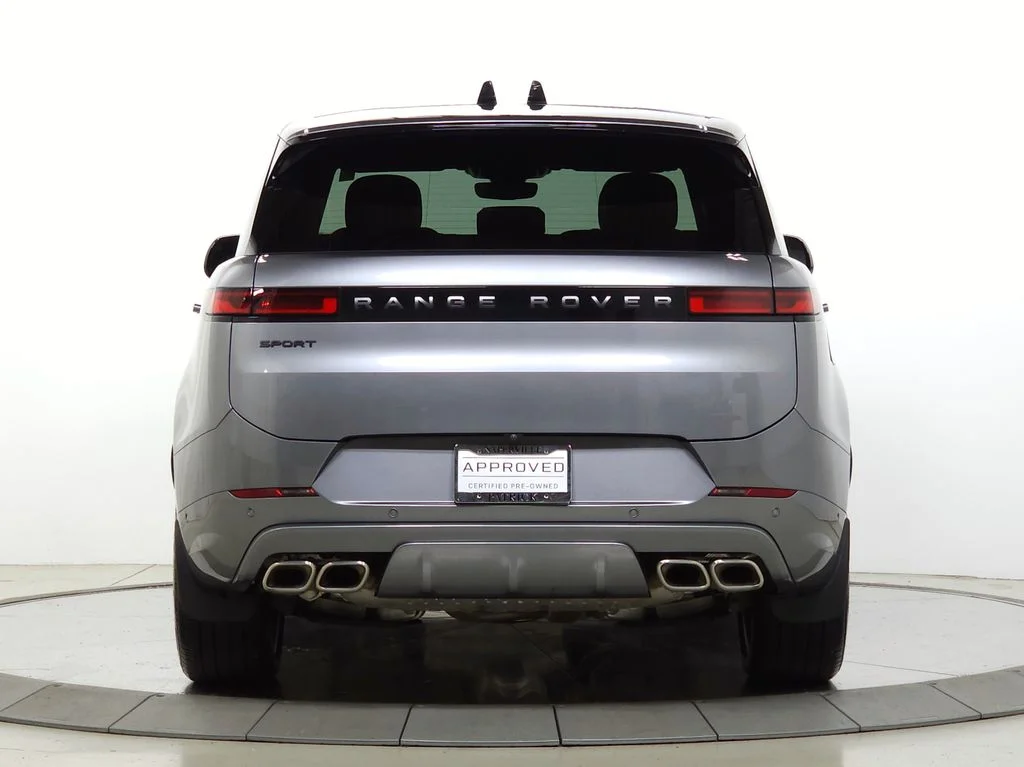 Certified Used 2025 Gray Land Rover Dynamic SE image 4