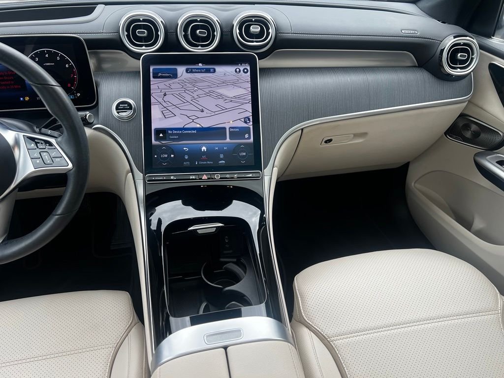 Used 2023 White Mercedes-Benz GLC 300 image 15