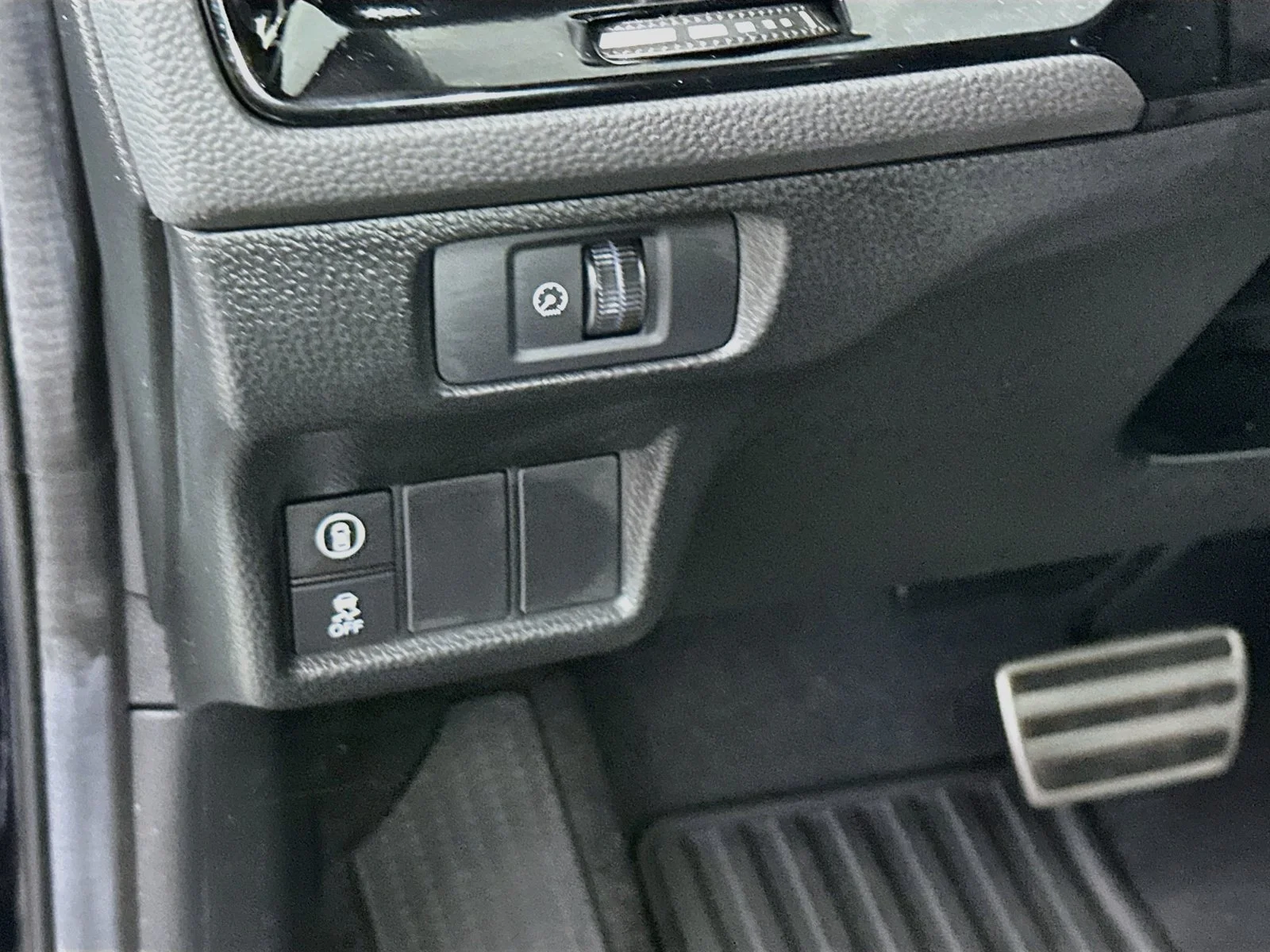 Used 2024  Honda Sport image 10