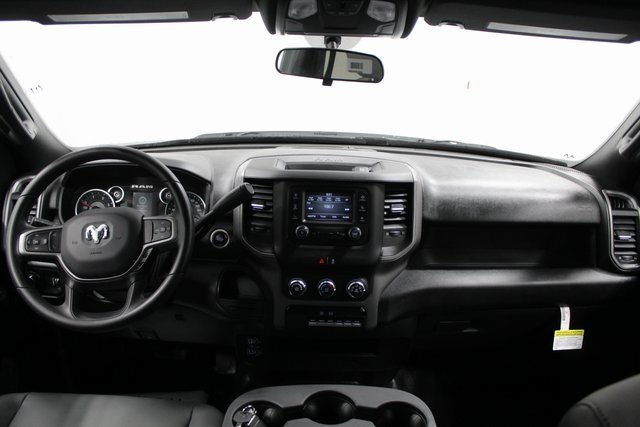 2024 Ram 3500 Tradesman photo 2