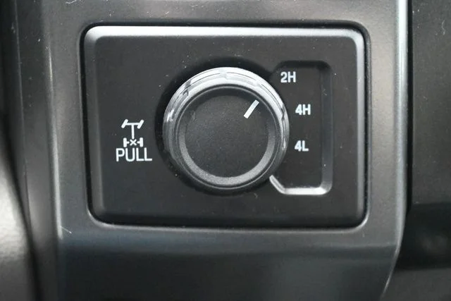 Used 2021 Black Ford XLT image 27