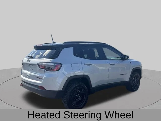 Used 2024 Silver Jeep Trailhawk image 7