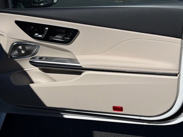 New 2026 Polar White Mercedes-Benz CLE 300 image 25