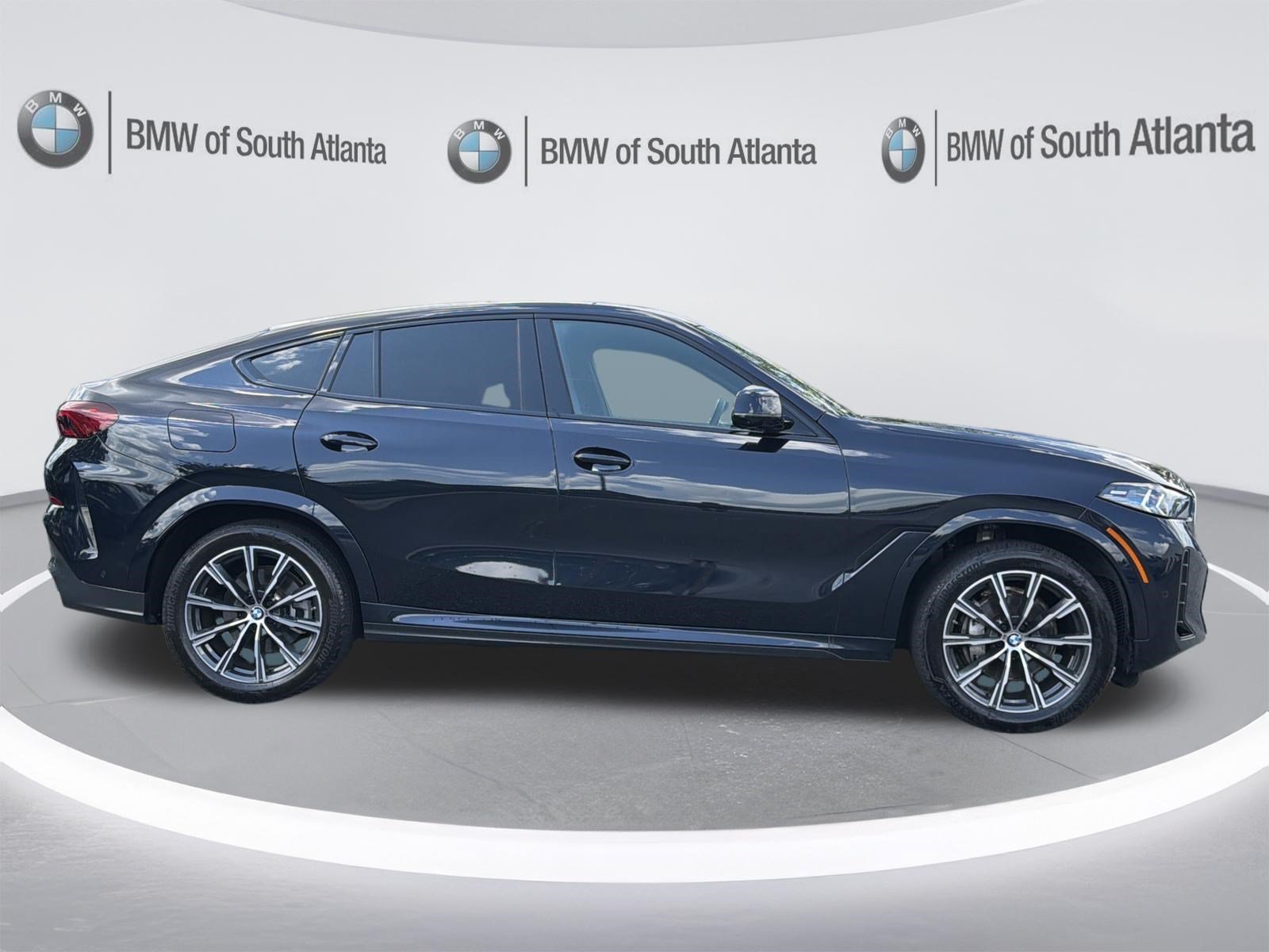 Certified Used 2026 Carbon Black Metallic BMW xDrive40i image 29