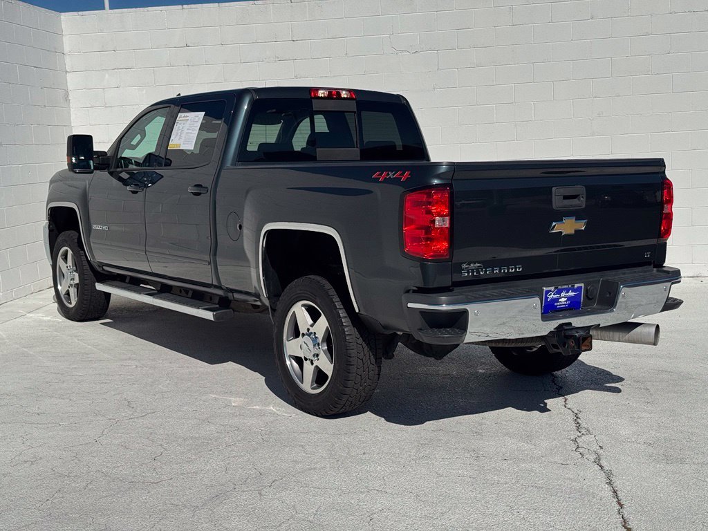 Used 2018 Gray Chevrolet LT image 11