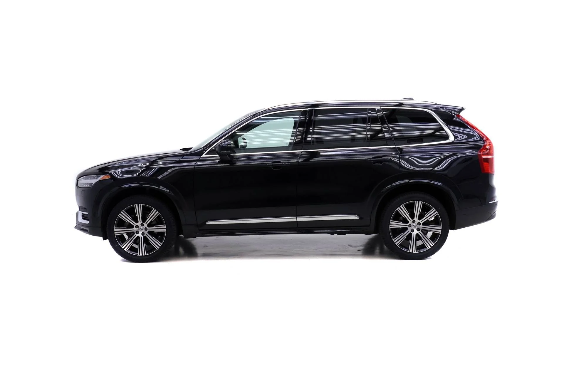 Certified Used 2023 Black Volvo Ultimate image 3