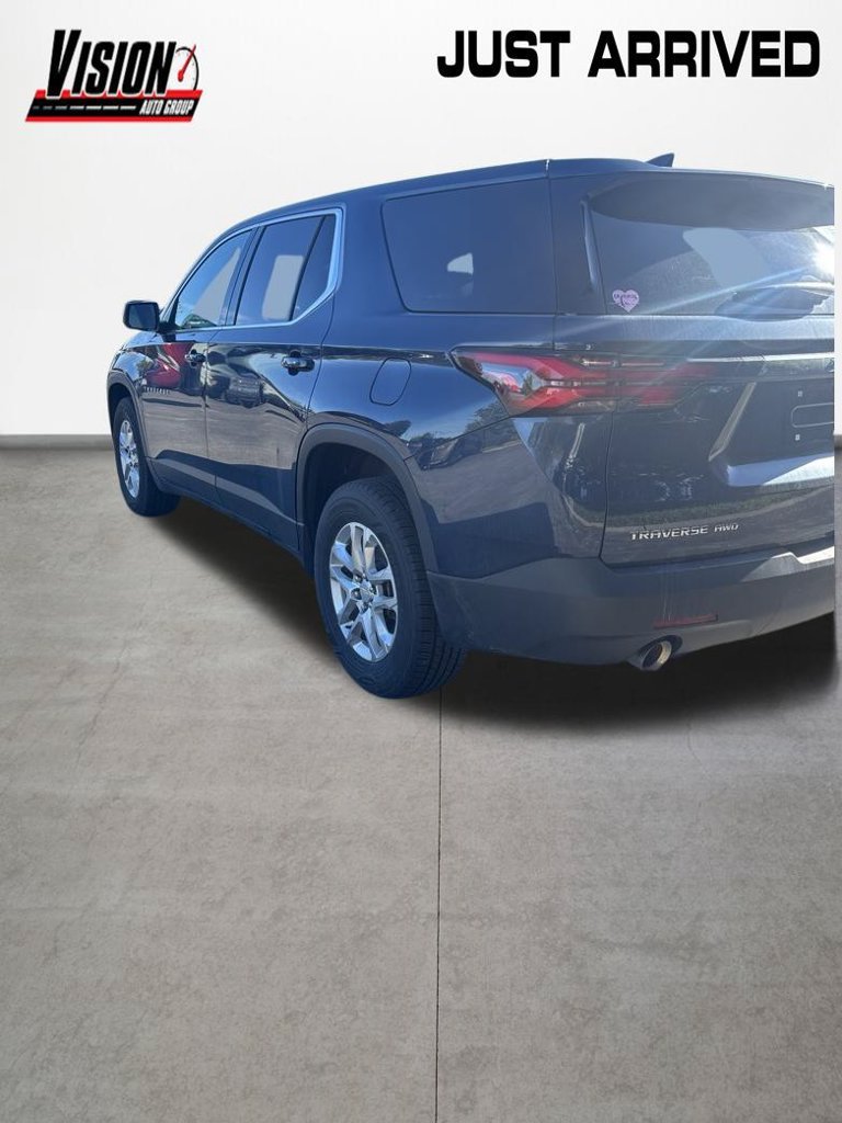 Used 2022 Blue Chevrolet LS image 3