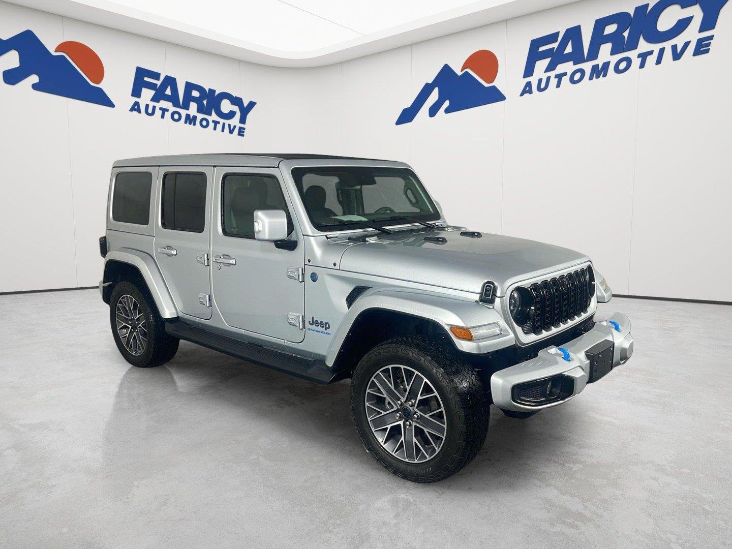 Used 2024 Silver Zynith Clearcoat Jeep High Altitude image 15