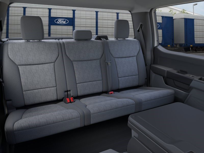 New 2026 Oxford White Ford XL image 12