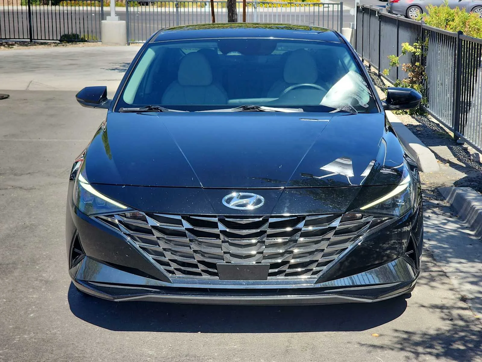 Used 2023 Onyx Black Hyundai Limited image 3