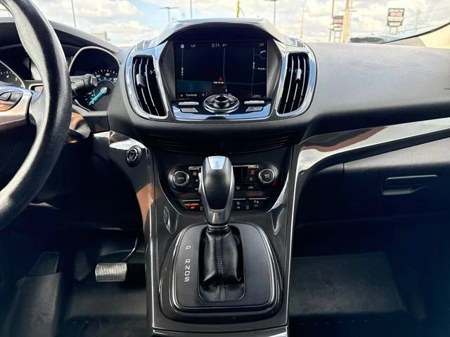 Used 2016 Magnetic Ford Titanium image 22
