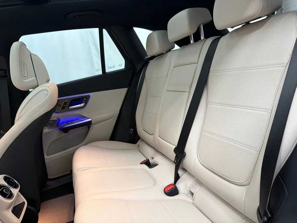 New 2027 Gray Mercedes-Benz GLC 300 image 24