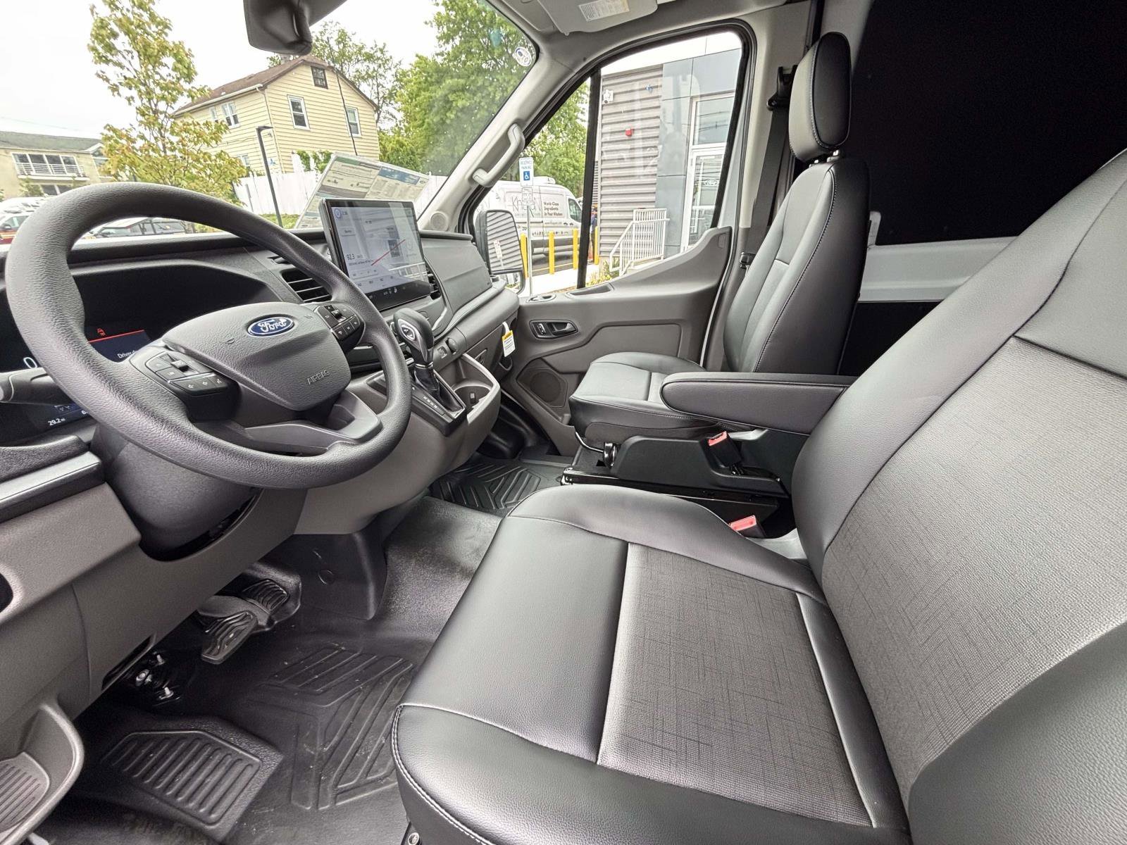 New 2026 Oxford White Ford Cargo Van image 25