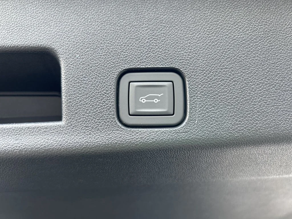Used 2026 Gray Chevrolet LT image 32