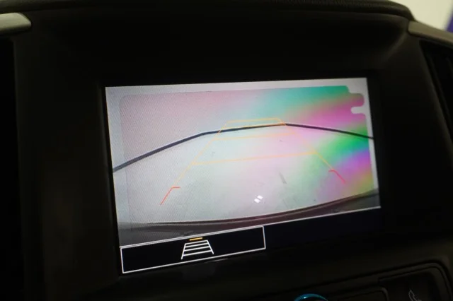 Used 2024  GMC SLE image 23