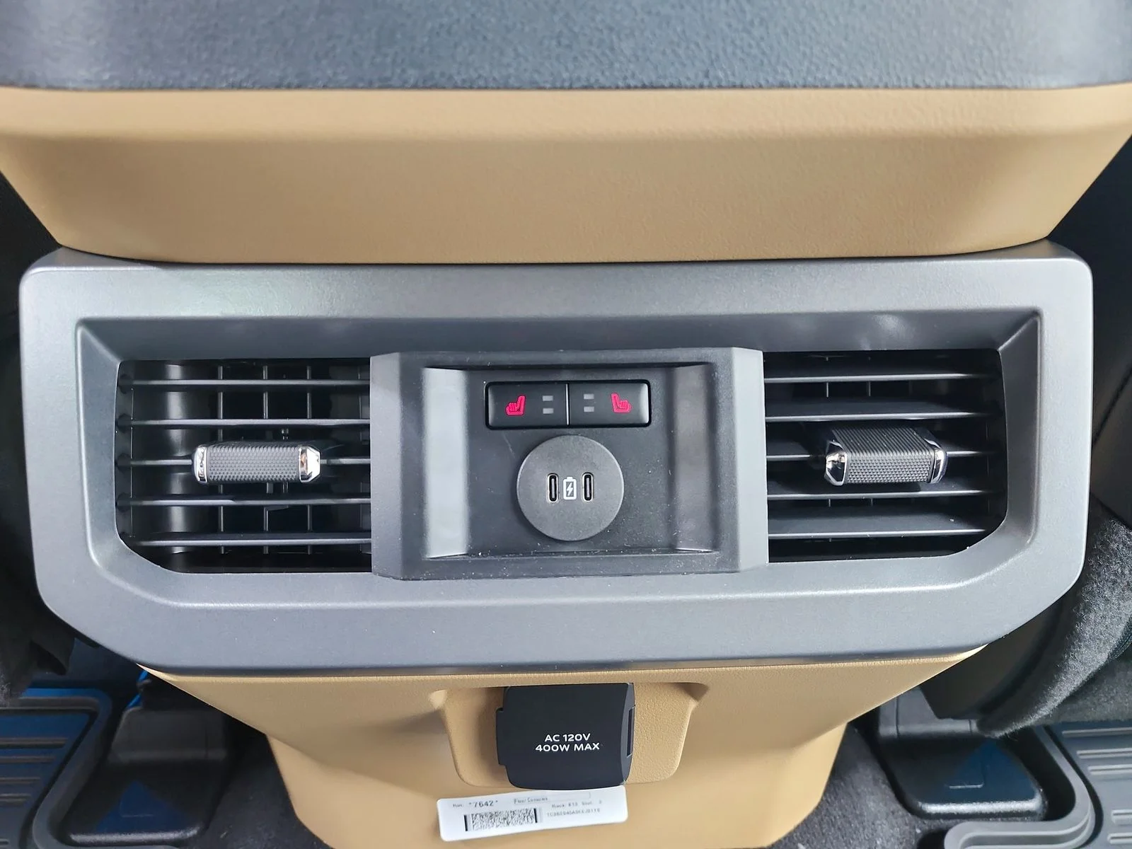 New 2026 Glacier Gray Metallic Tri-Coat Ford F-250® Lariat® image 44