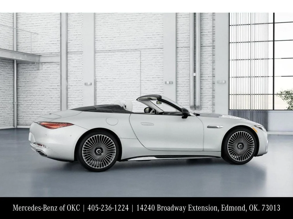 New 2026 MANUFAKTUR moonlight white magno (White Ambiance) Mercedes-Benz Maybach SL 680 image 18