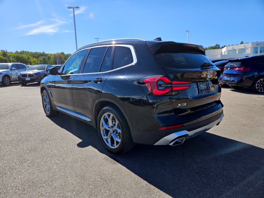 Used 2023 Jet Black BMW xDrive30i image 5