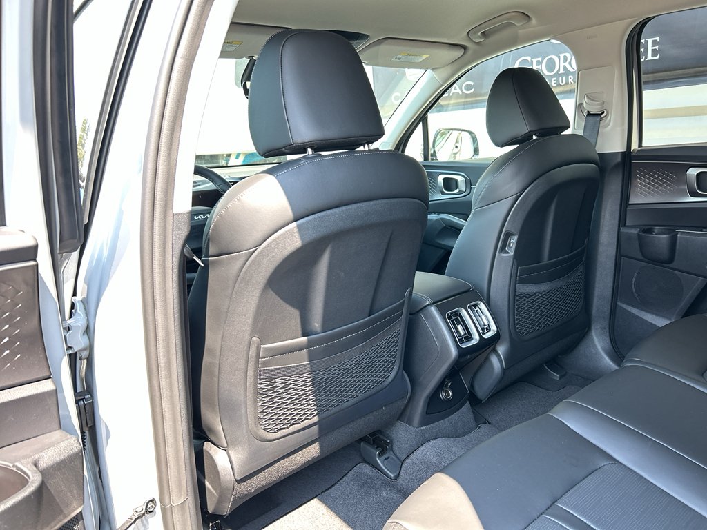 New 2026 Wolf Gray Kia S image 13