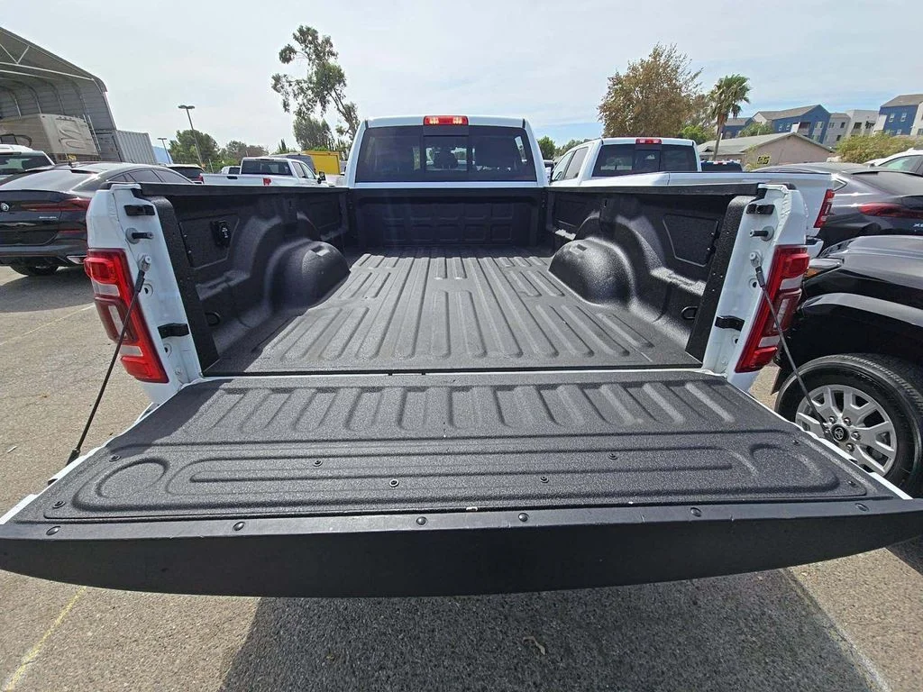 Used 2024 White Ram Laramie image 9