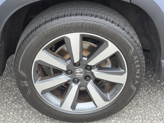 2025 Honda Pilot Touring - Photo 14