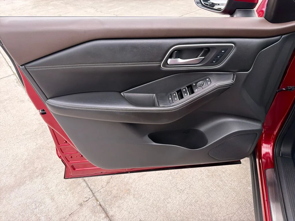 2021 Nissan Rogue SL - Photo 18
