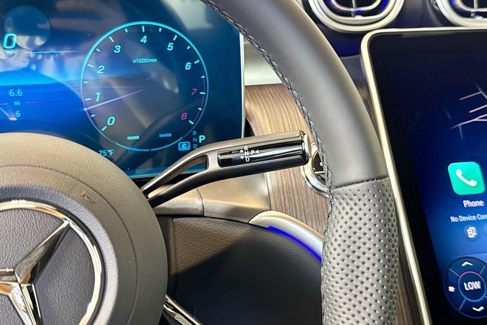 New 2026 Manufaktur Alpine Grey Mercedes-Benz GLC 300 image 15