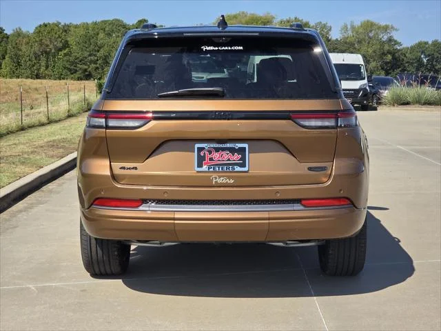 New 2027 Copper Shino Metallic Clear-Coat Paint Jeep Summit image 4