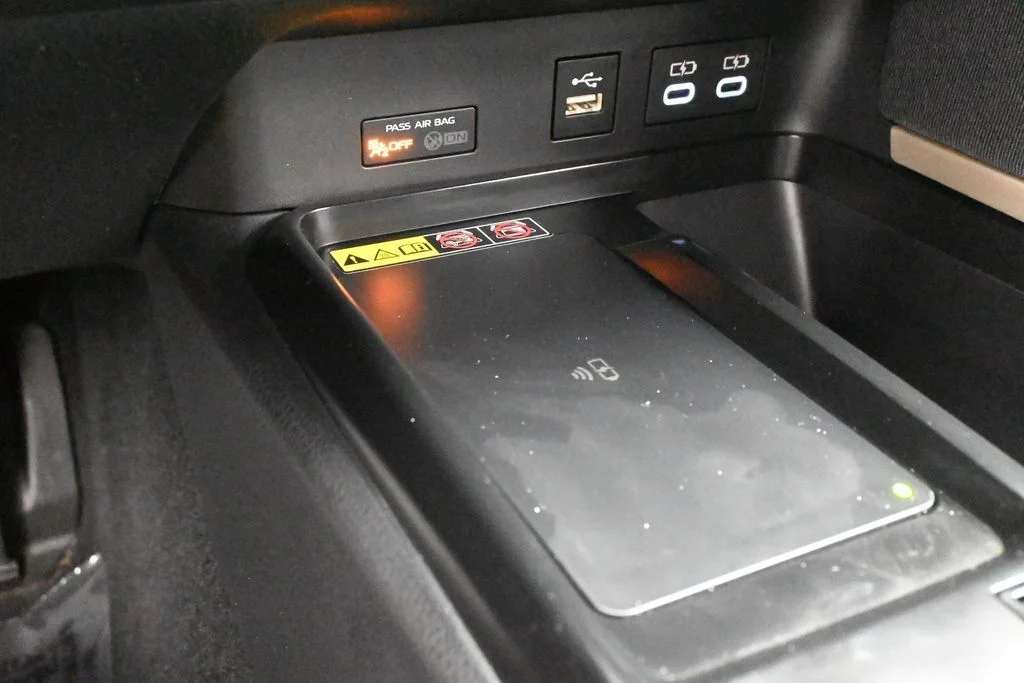 Used 2025 Ocean Toyota LE image 20