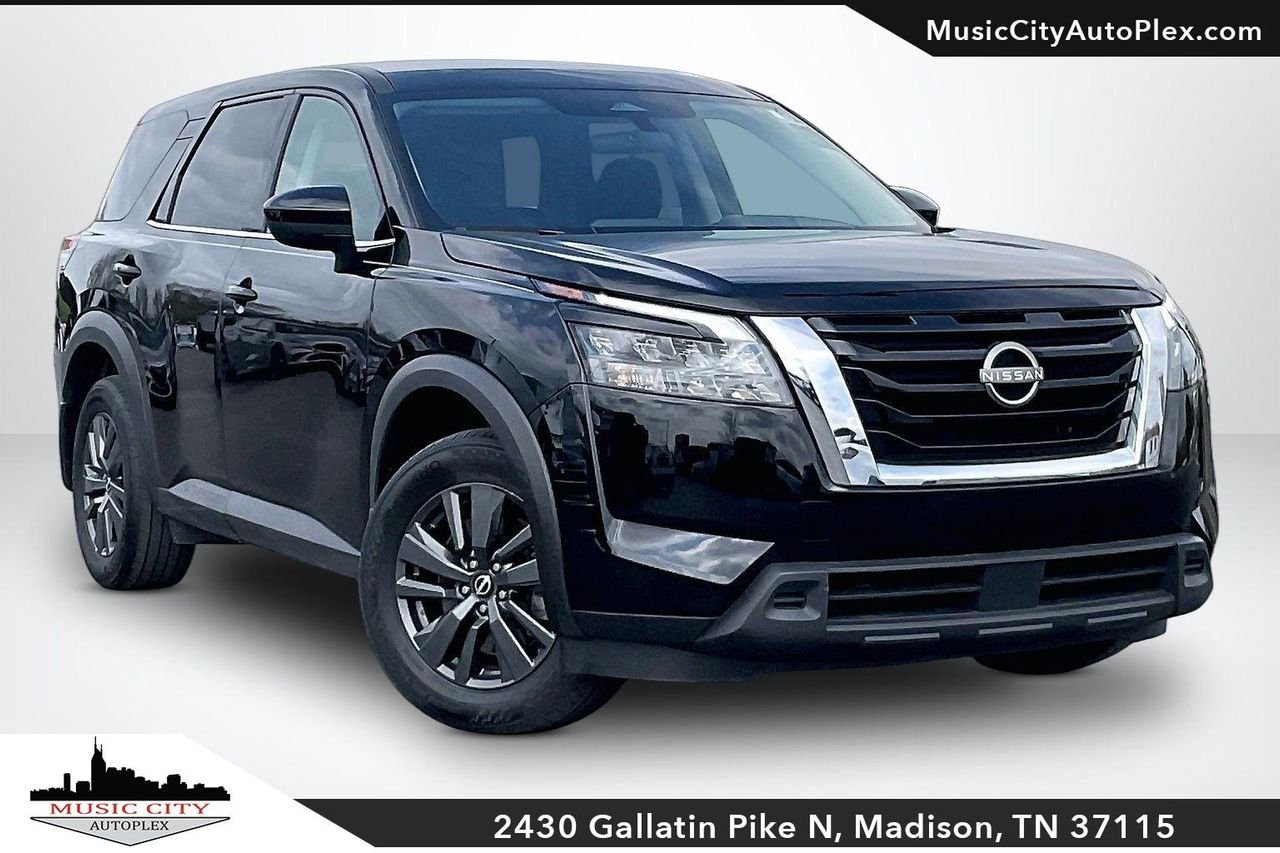 2023 Nissan Pathfinder S