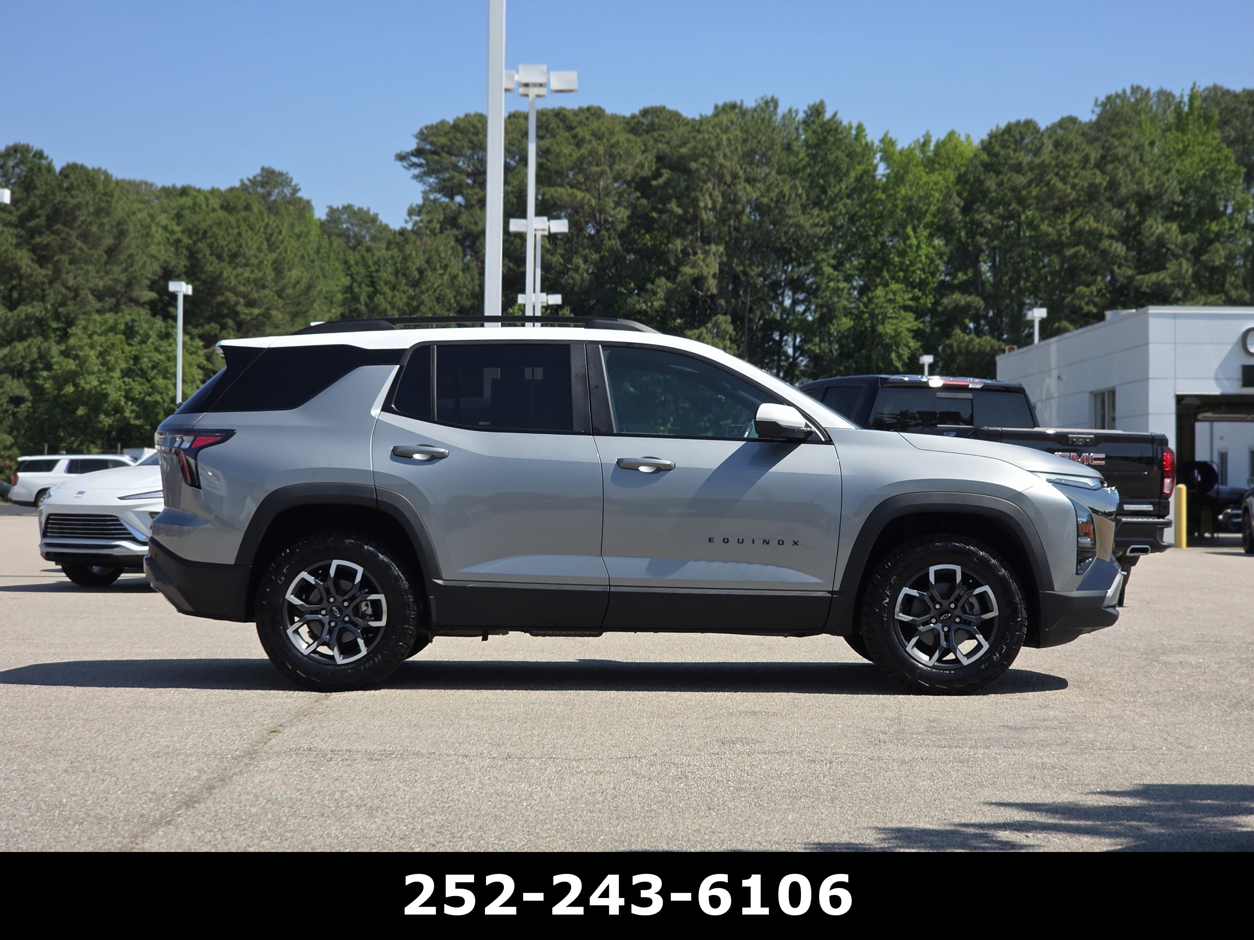 Used 2025 Sterling Gray Metallic Chevrolet FWD ACTIV image 8