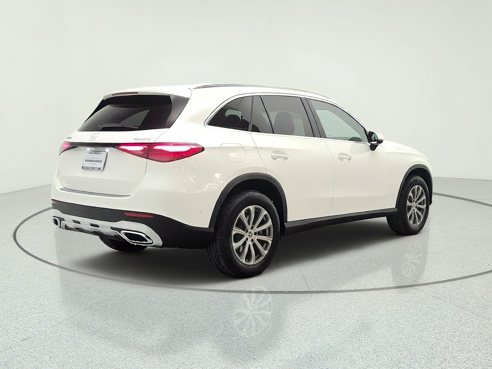 Certified Used 2026 Polar White Mercedes-Benz GLC 300 4MATIC® SUV image 5