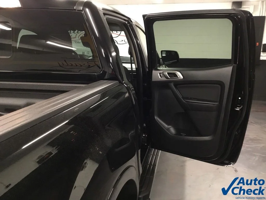 Used 2019 Black Ford XLT image 40