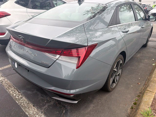 Used 2023 Electric Hyundai Limited image 7
