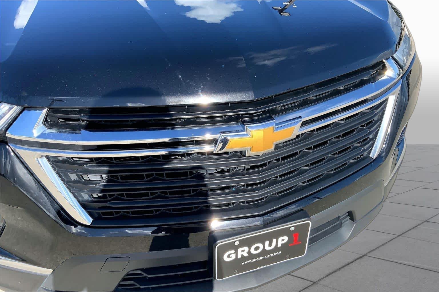 Used 2022 Mosaic Black Metallic Chevrolet LS image 28