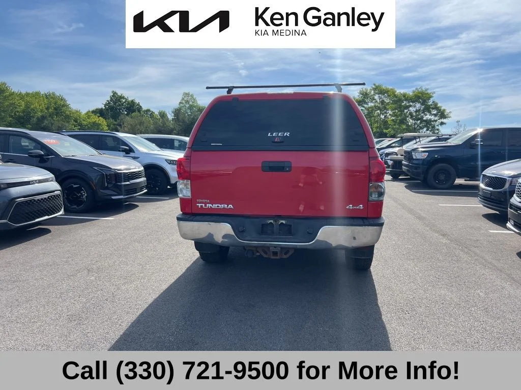 Used 2007 Red Toyota SR5 image 6