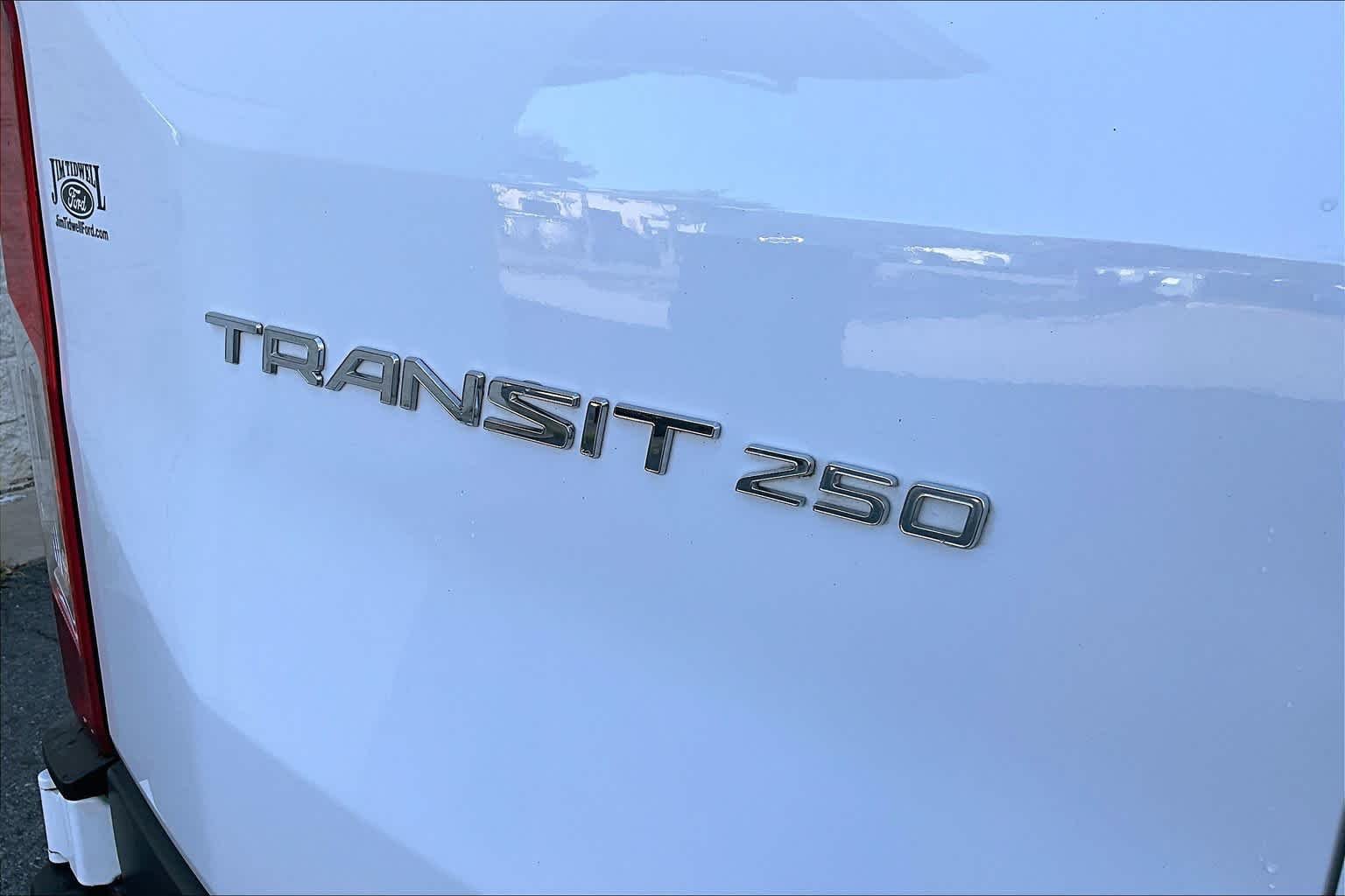 Used 2023 Oxford White Ford  image 9